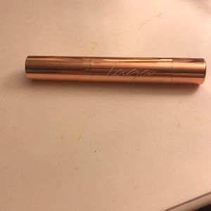 Laqa&Co Cloud lip in shade Sunshower